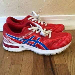 Men’s Asics GT-2000 running shoes